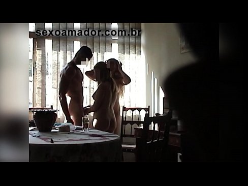 ❤️ 性友邀请巨无霸和他一起玩3P ️❌ Porno❤