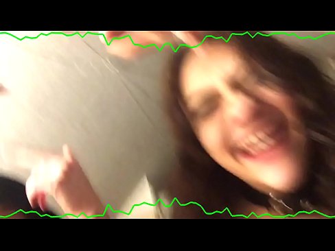 ❤️ 两位性感的黑发美女情感内裤留住混蛋古怪的婊子 ️❌ Porno❤