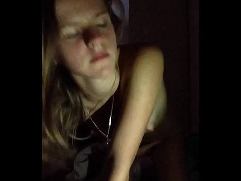 ❤️ 一个女孩自慰并射精 ️❌ Porno❤